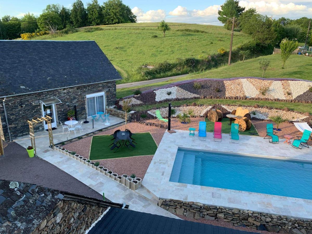 La Cle Du Maumont Bed & Breakfast Sainte-Ferreole Exterior photo